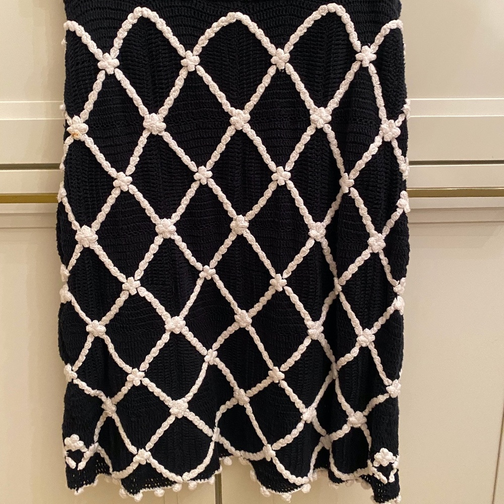 Never worn black and white crochet lined skirt